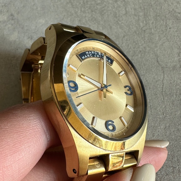 Marc by Marc Jacobs Watch - Picture 2 of 5